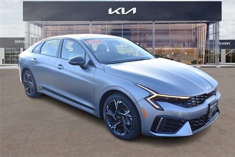 2025 Kia K5 GT-LineImage 1