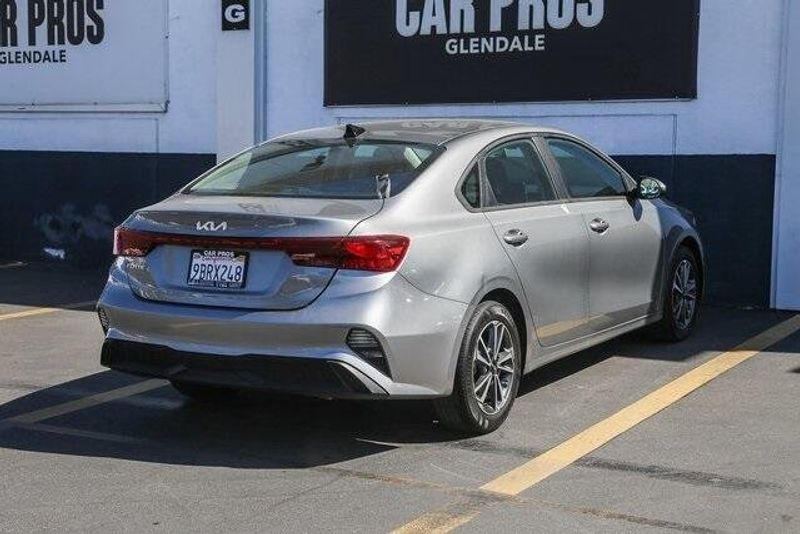 2022 Kia Forte LXSImage 10