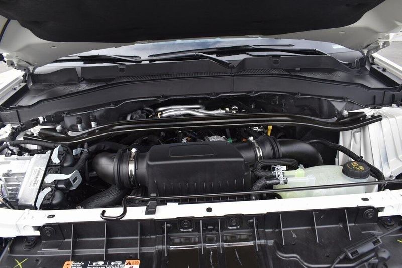 New 2025 Ford Explorer STImage 25