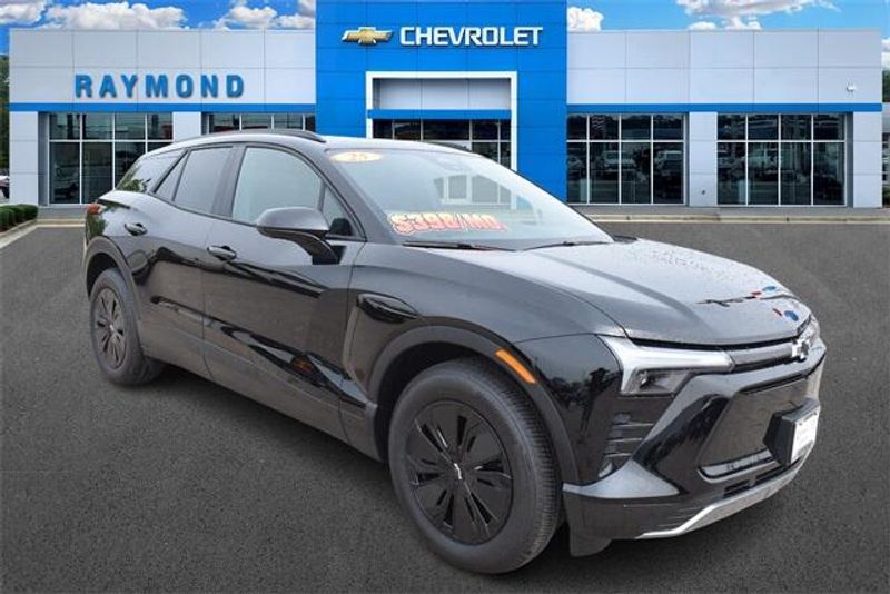 2025 Chevrolet Blazer EV LTImage 1