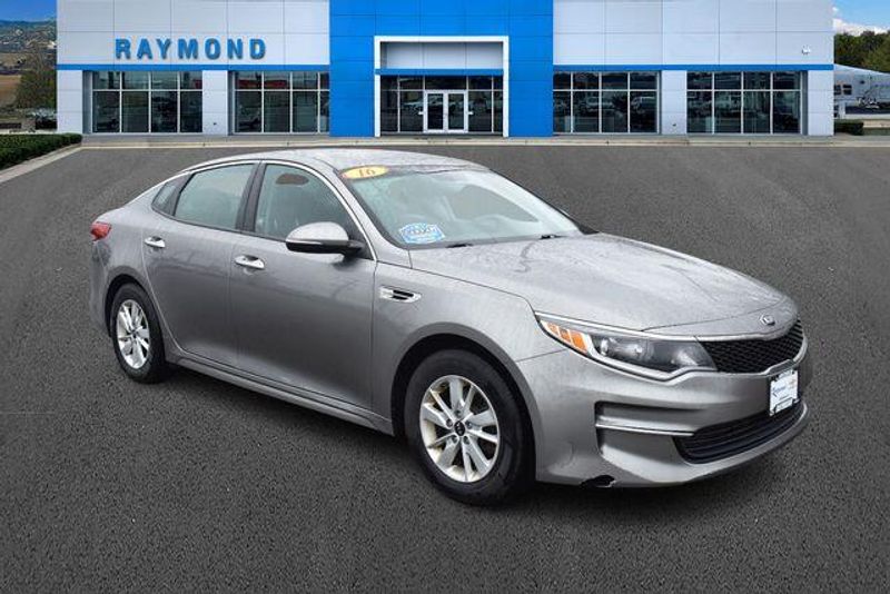 Used 2016 Kia Optima LXImage 1