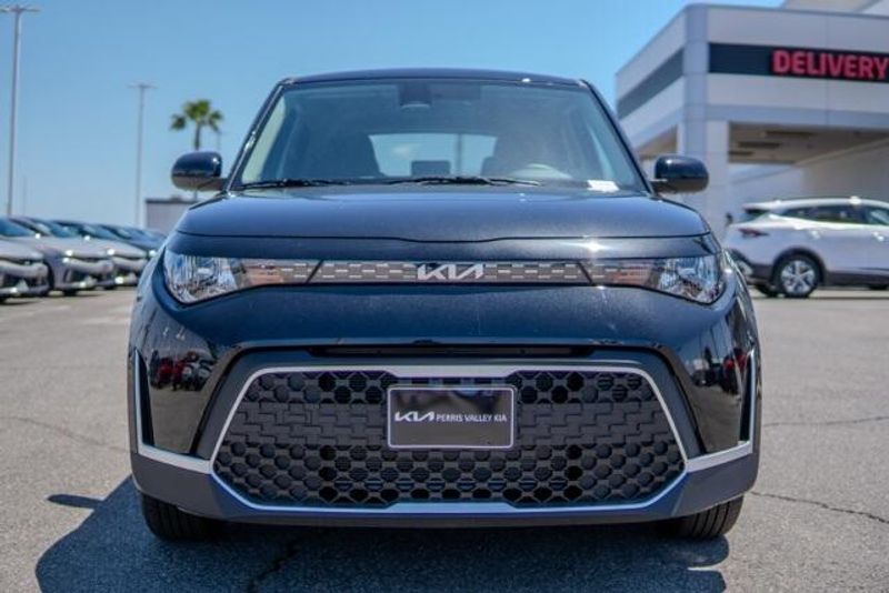 2025 Kia Soul LXImage 2