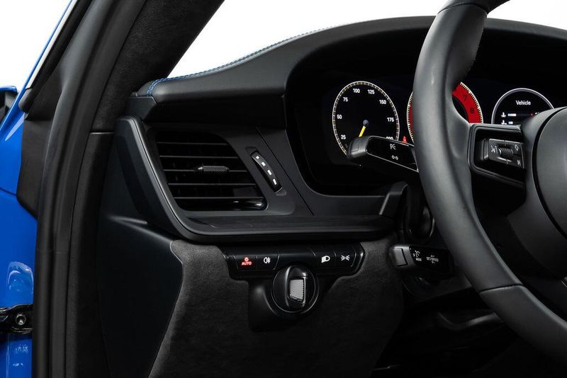 2025 Porsche 911 GT3 *ADAPTIVE SPORT SEATS PLUS * FRONT AXLE LIFT*Image 30