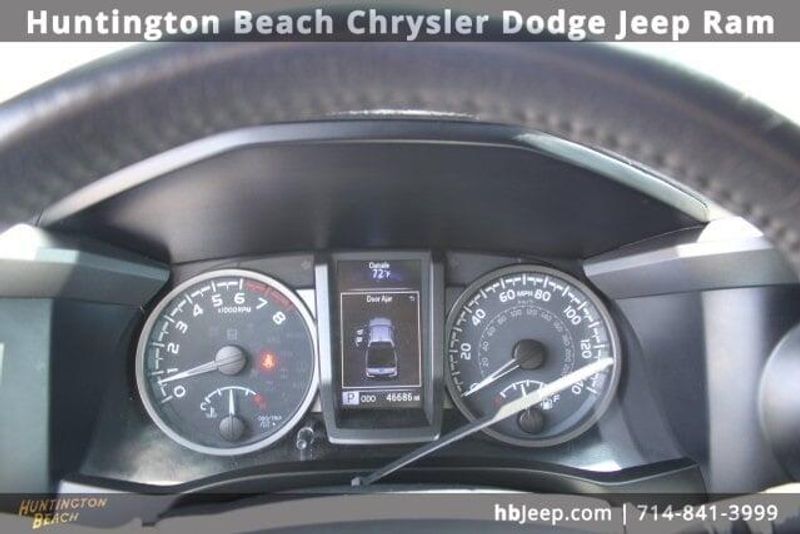 2022 Toyota Tacoma TRD SportImage 25