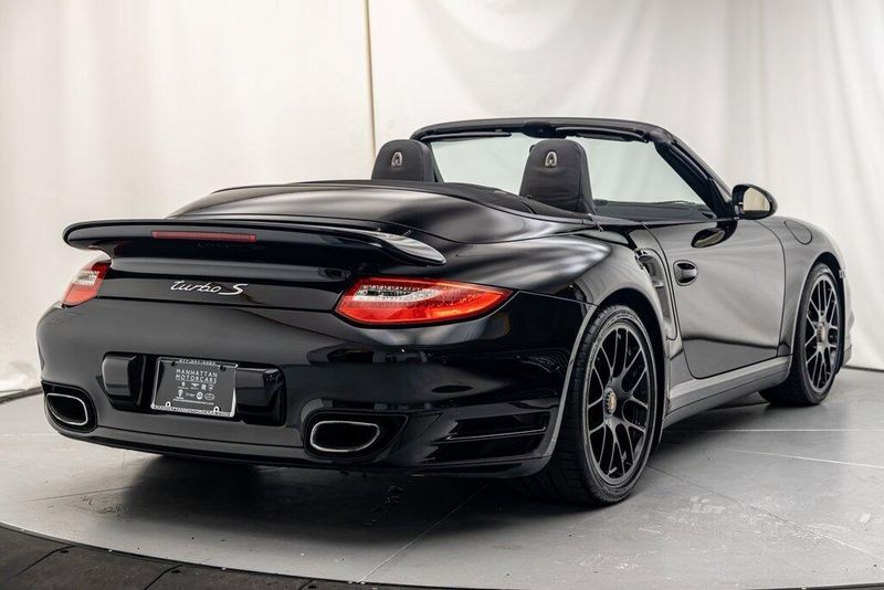 2012 Porsche 911 Turbo SImage 5