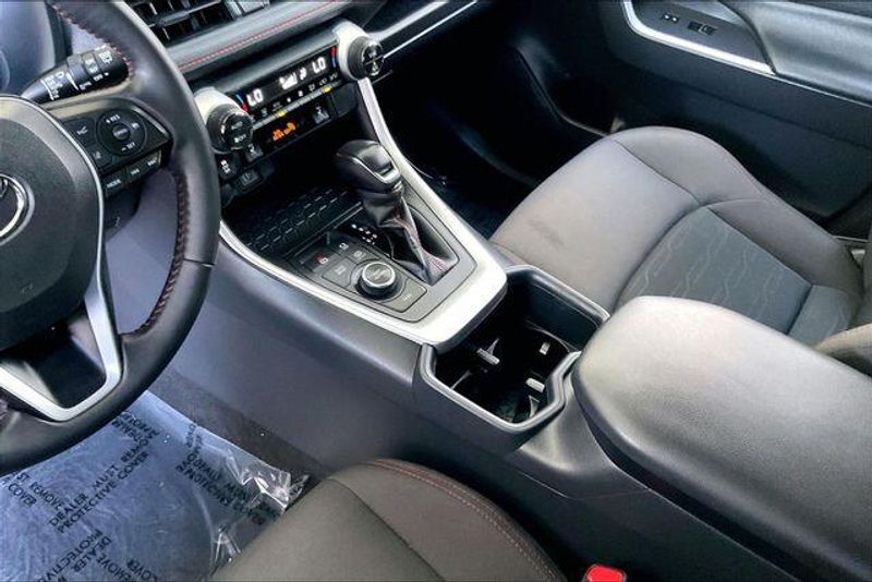 Used 2024 Toyota RAV4 Prime SEImage 17