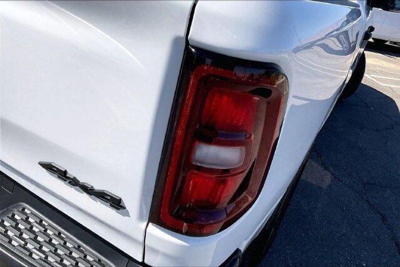 New 2027 RAM 1500 Tradesman Crew Cab 4x4 5