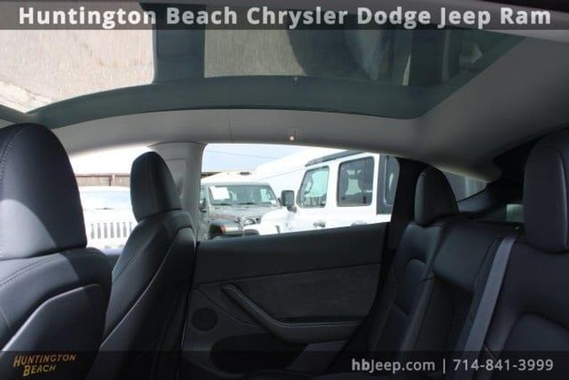 2023 Tesla Model Y Long RangeImage 31