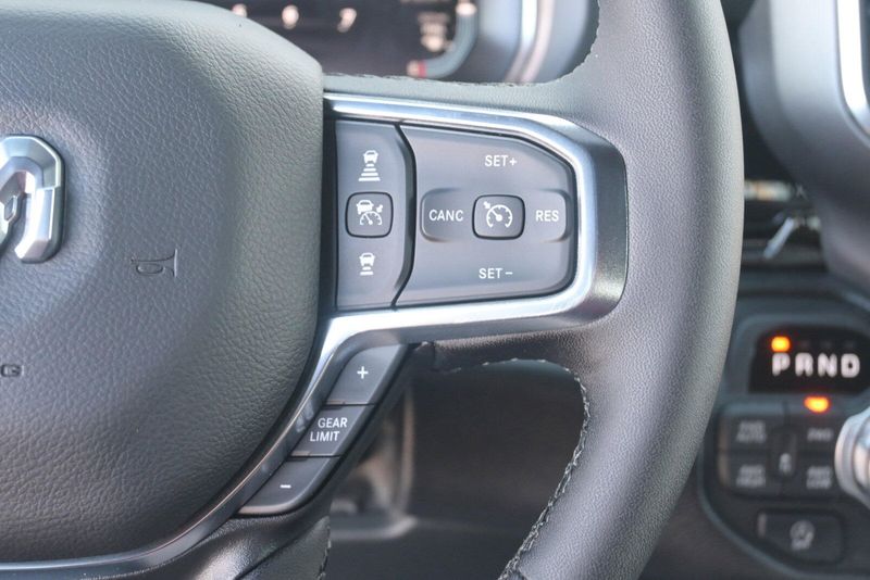 2025 RAM 1500 LaramieImage 22