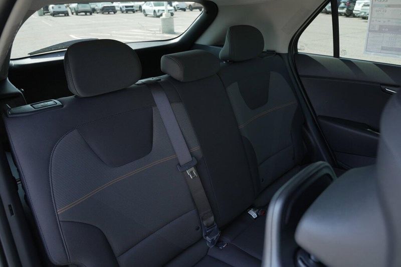 New 2026 Kia Niro LXImage 15