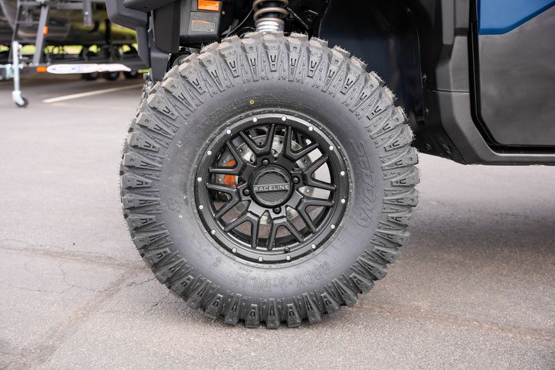 NEW 2026 CAN-AM DEFENDER MAX LIMITED CAB HD11 Image 19