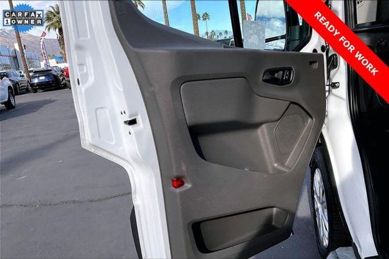 Used 2024 Ford Transit-250 Cargo Van BaseImage 20