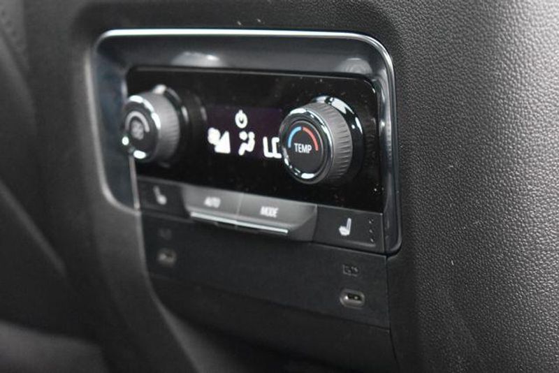 New 2026 Chevrolet Tahoe PremierImage 19