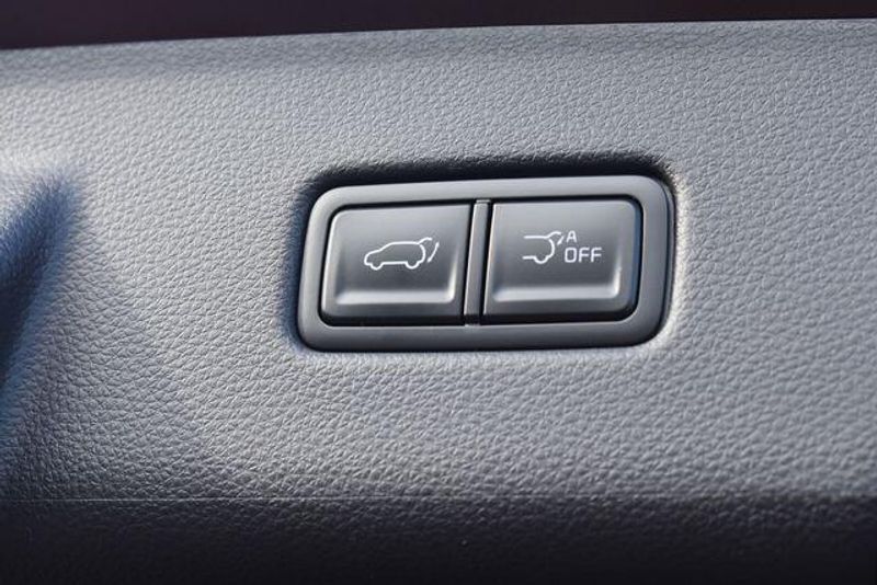 New 2026 Kia Carnival Hybrid EXImage 20