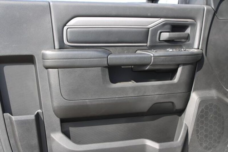 2024 RAM 2500 Tradesman Regular Cab Harbor BodyImage 16