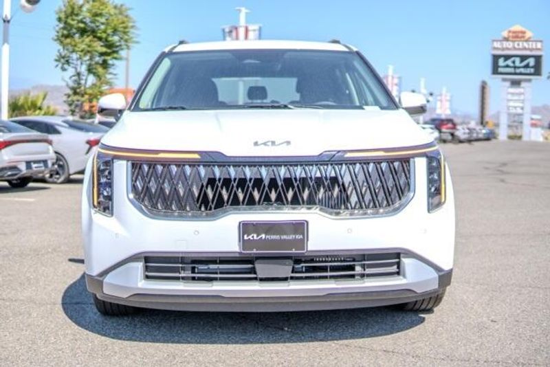 2025 Kia Carnival Hybrid EXImage 2