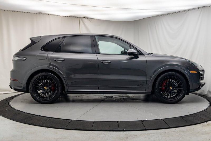 2021 Porsche Cayenne GTSImage 6