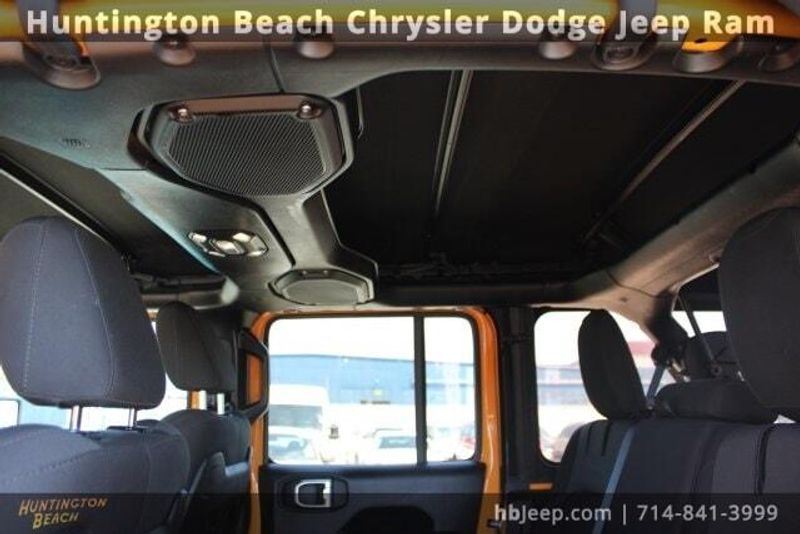 2021 Jeep Wrangler Unlimited Rubicon 4xeImage 37