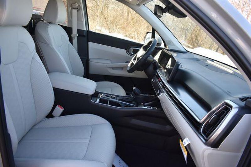 New 2026 Kia Sorento SImage 13