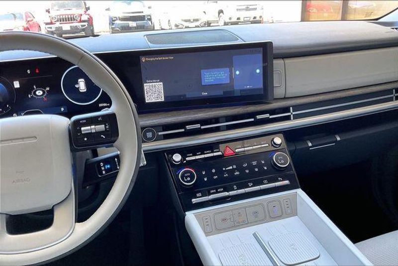 Used 2024 Hyundai Santa Fe CalligraphyImage 5