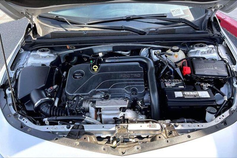 Used 2022 Chevrolet Malibu LTImage 9