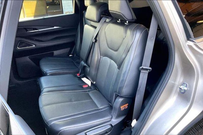 Used 2022 INFINITI QX60 SensoryImage 24