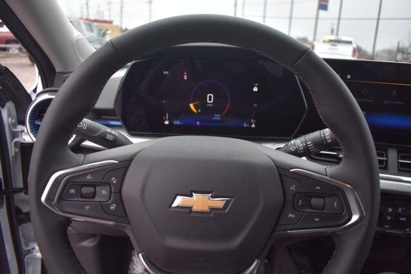 New 2026 Chevrolet Trax LTImage 26