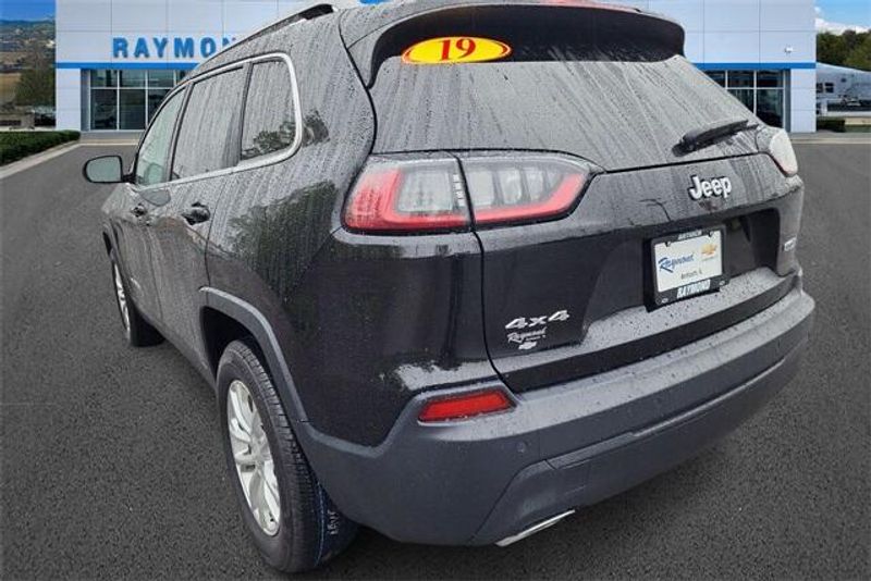 2019 Jeep Cherokee LatitudeImage 6