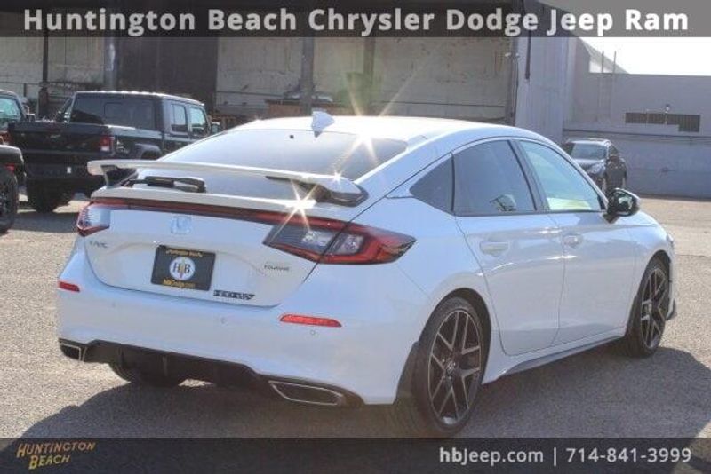 2022 Honda Civic Sport TouringImage 5