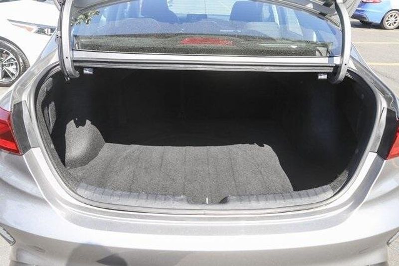 2022 Kia Forte LXSImage 26