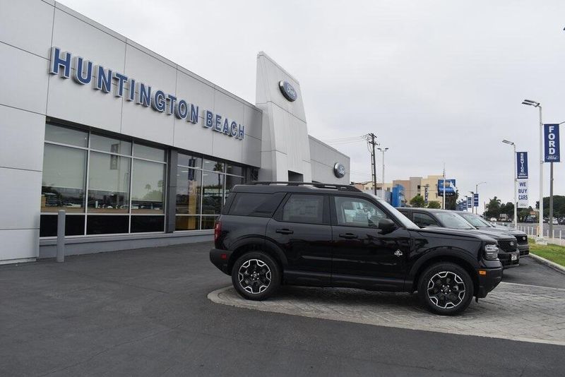 New 2025 Ford Bronco Sport Outer BanksImage 3