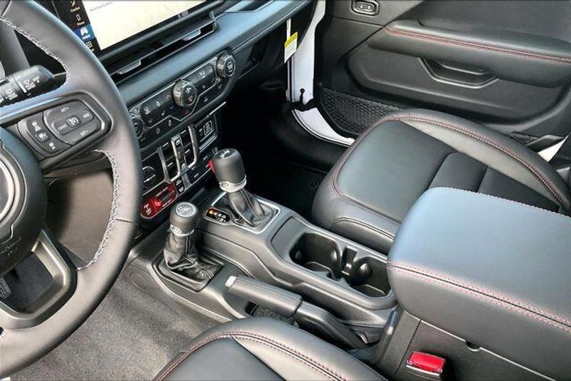 New 2026 Jeep Wrangler 4-door RubiconImage 7