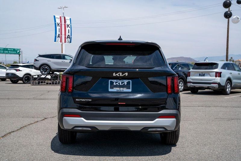 New 2026 Kia Sorento LXImage 6