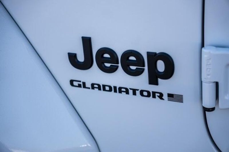 New 2025 Jeep Gladiator WillysImage 20