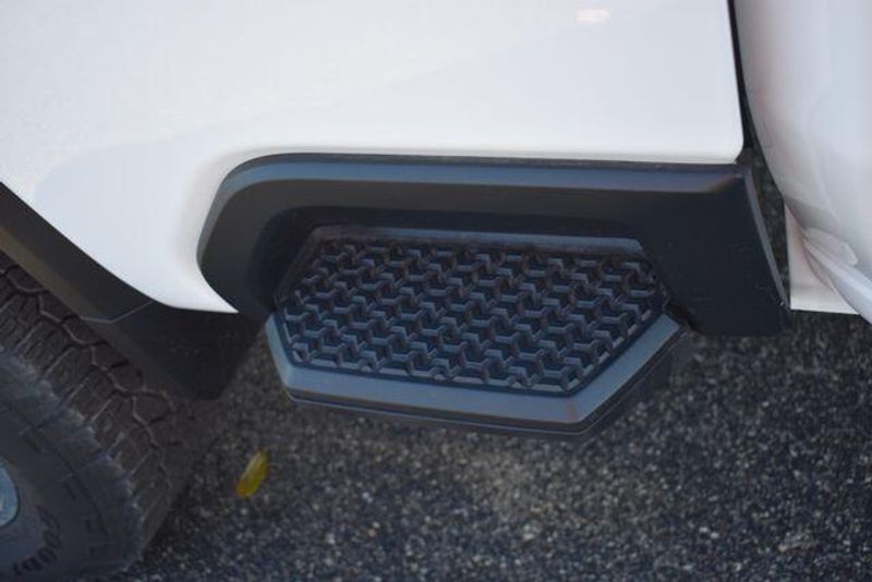 New 2025 Chevrolet Silverado 2500HD LTImage 17