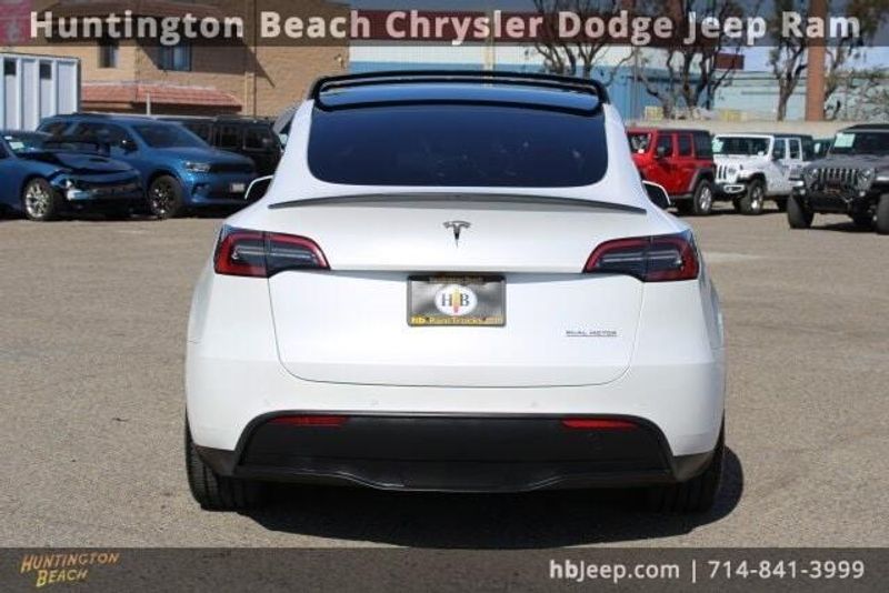 2022 Tesla Model Y PerformanceImage 4