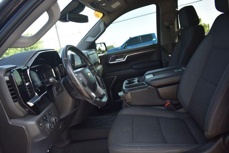 Used 2022 Chevrolet Silverado 1500 LTImage 24