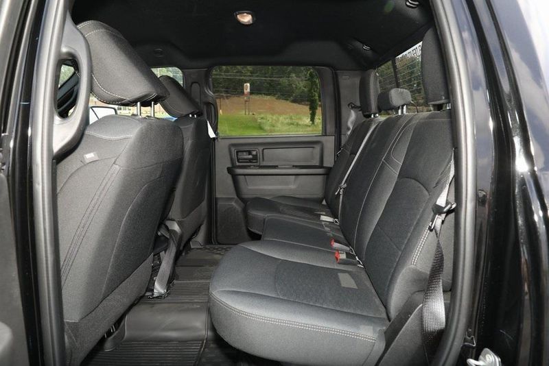 2025 RAM 2500 Tradesman Crew Cab 4x4 6