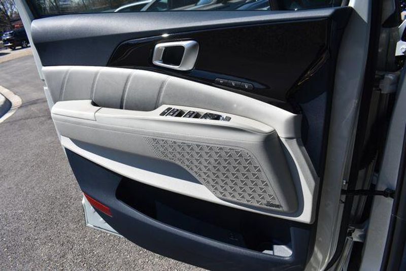 New 2026 Kia Carnival Hybrid SX PrestigeImage 40