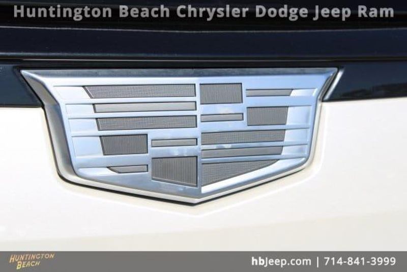 2021 Cadillac Escalade ESV Sport PlatinumImage 8