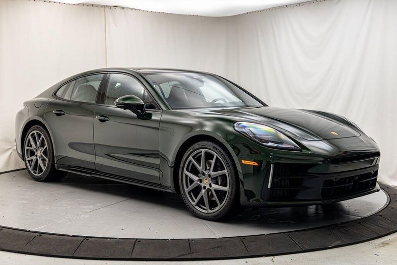 2024 Porsche Panamera 4Image 7