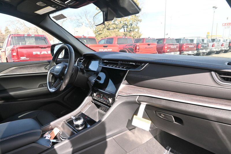 2025 Jeep Grand Cherokee LimitedImage 16