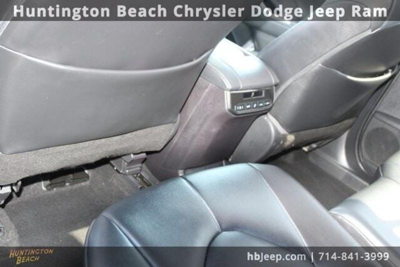 2021 Toyota Highlander Hybrid XLEImage 36