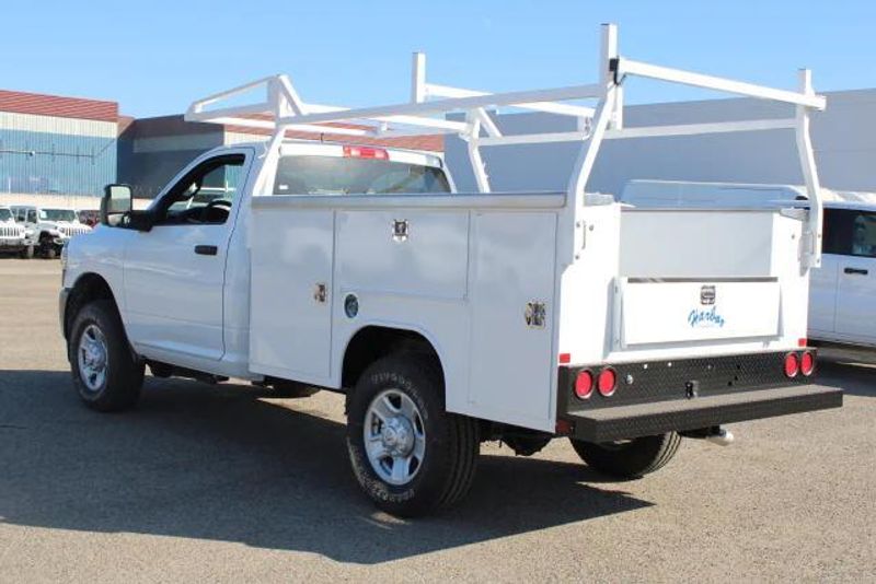 2024 RAM 2500 Tradesman Regular Cab Harbor BodyImage 7