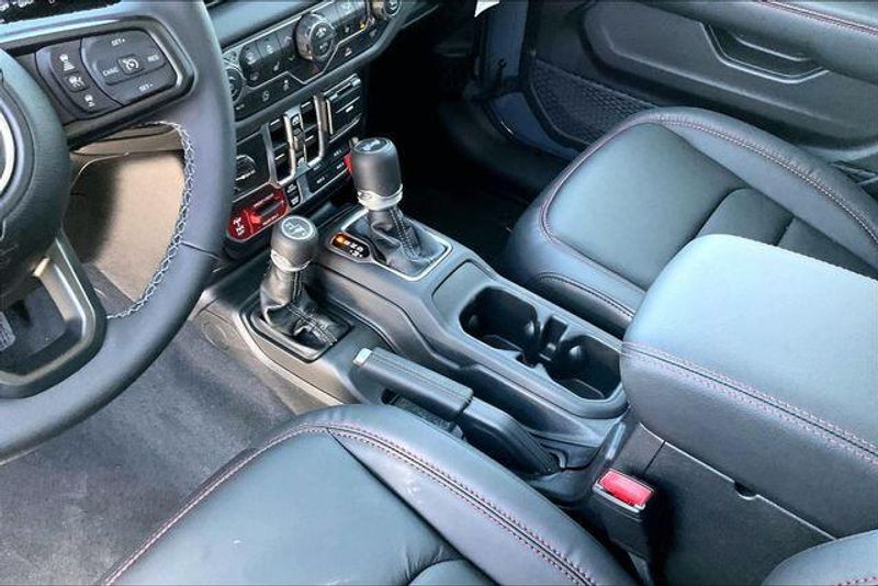New 2026 Jeep Wrangler 4-door RubiconImage 7