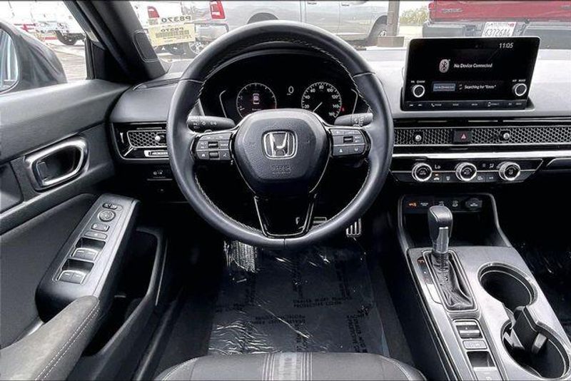 Used 2025 Honda Civic Sedan SportImage 4