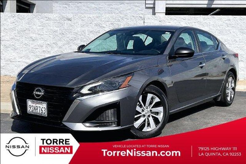 Used 2025 Nissan Altima 2.5 SImage 1