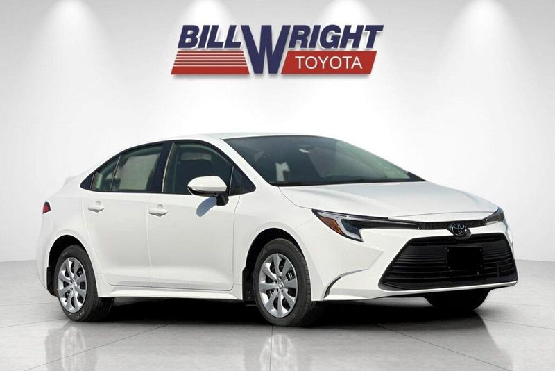 New 2027 Toyota Corolla Hybrid LEImage 1
