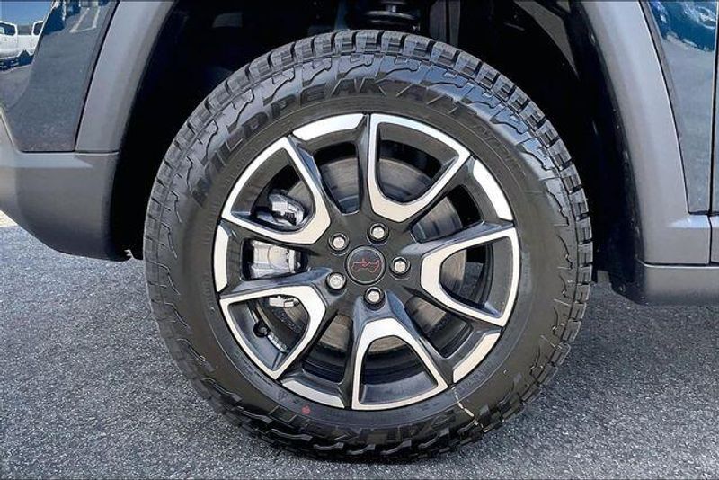 New 2026 Jeep Compass Trailhawk 4x4Image 10