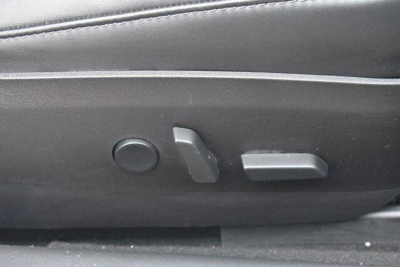 Used 2018 Tesla Model 3 Long RangeImage 13